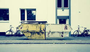 Desalojos de basuras industriales con contenedores en Elda - Alicante Desalojos de basuras industriales con contenedores en Elda - Alicante